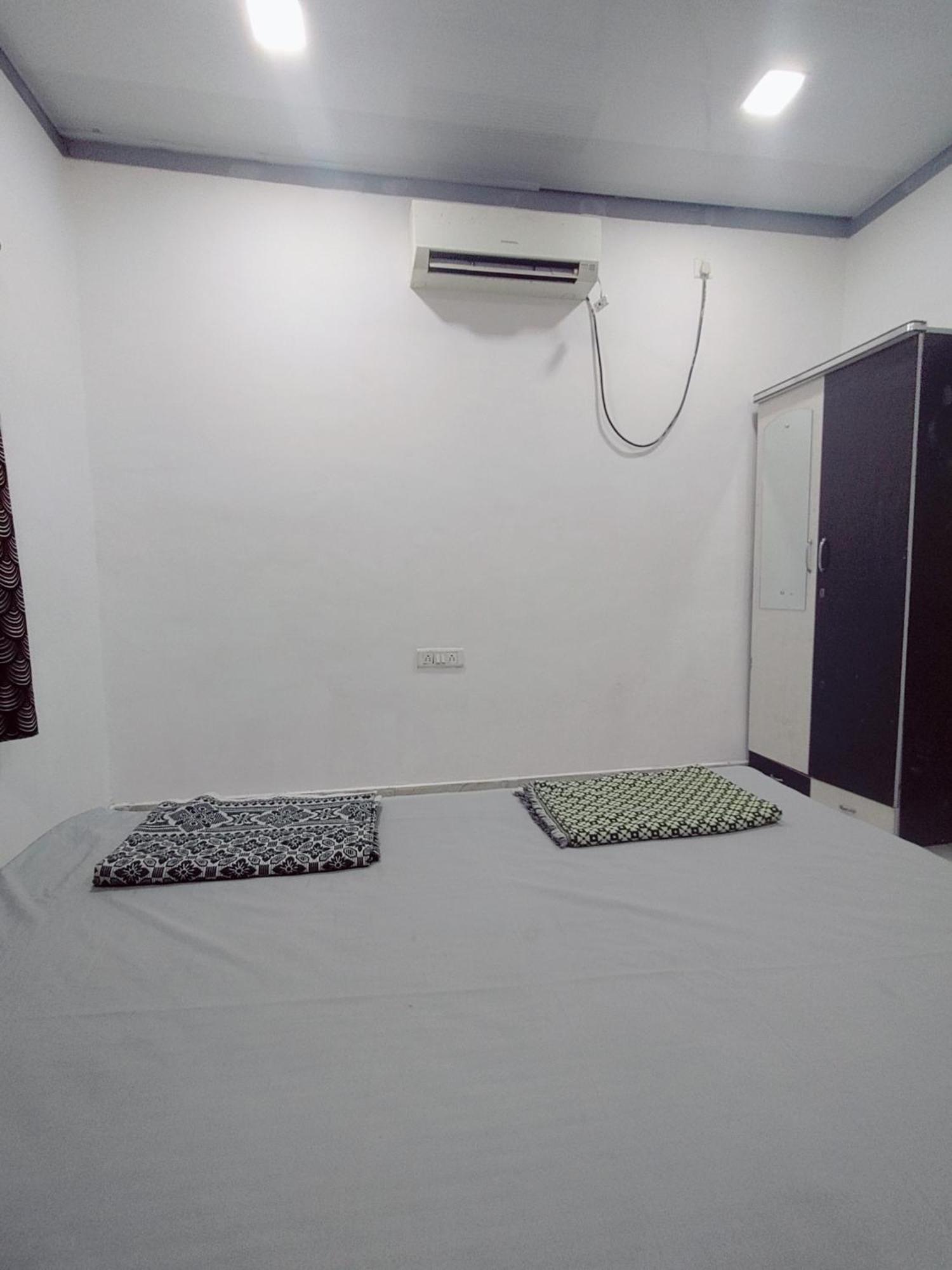 Hotel Seafront Murud  Ngoại thất bức ảnh