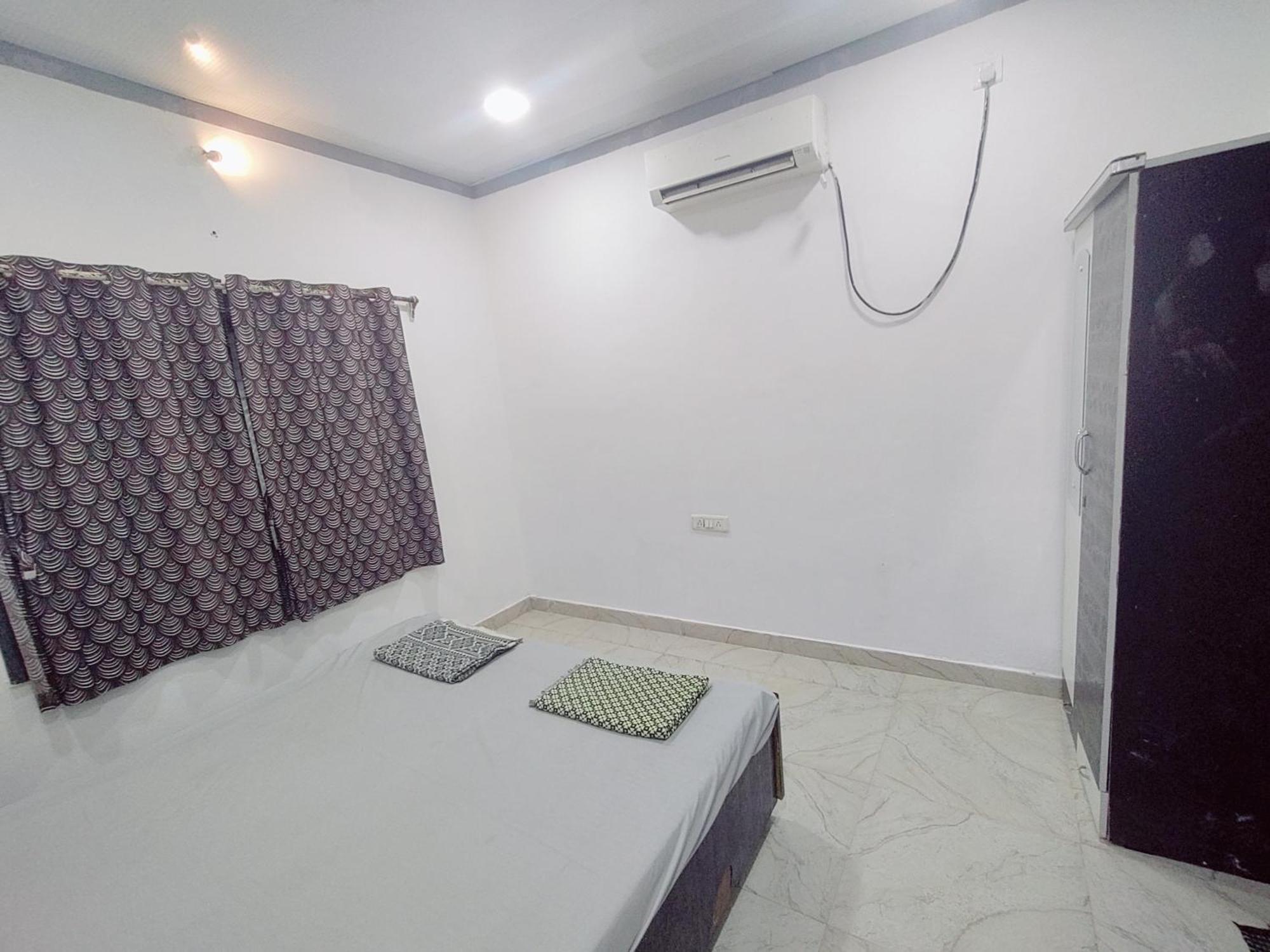 Hotel Seafront Murud  Ngoại thất bức ảnh